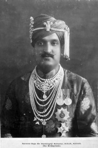 Kashmir's King Dress