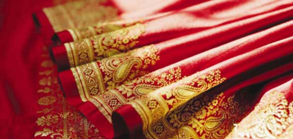 Green color Pochampally Silk Sarees – TSCO Handlooms