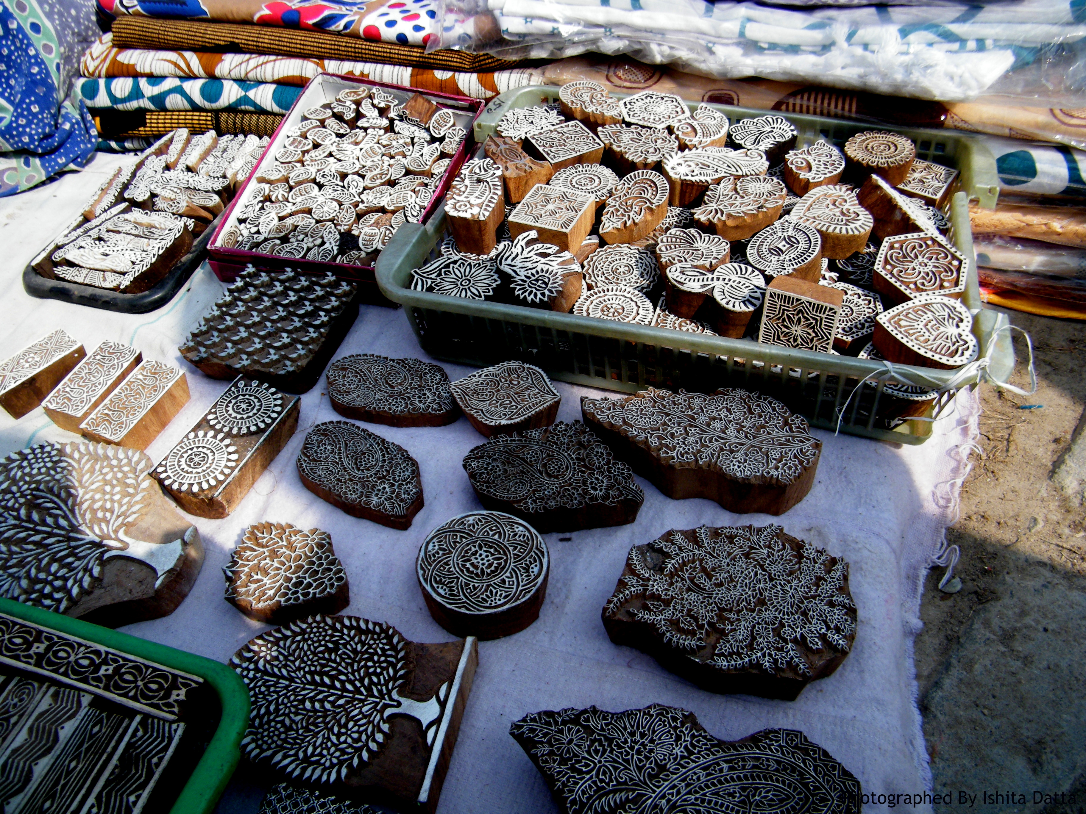 block-printing-a-unique-hand-block-printing-on-fabrics-utsavpedia