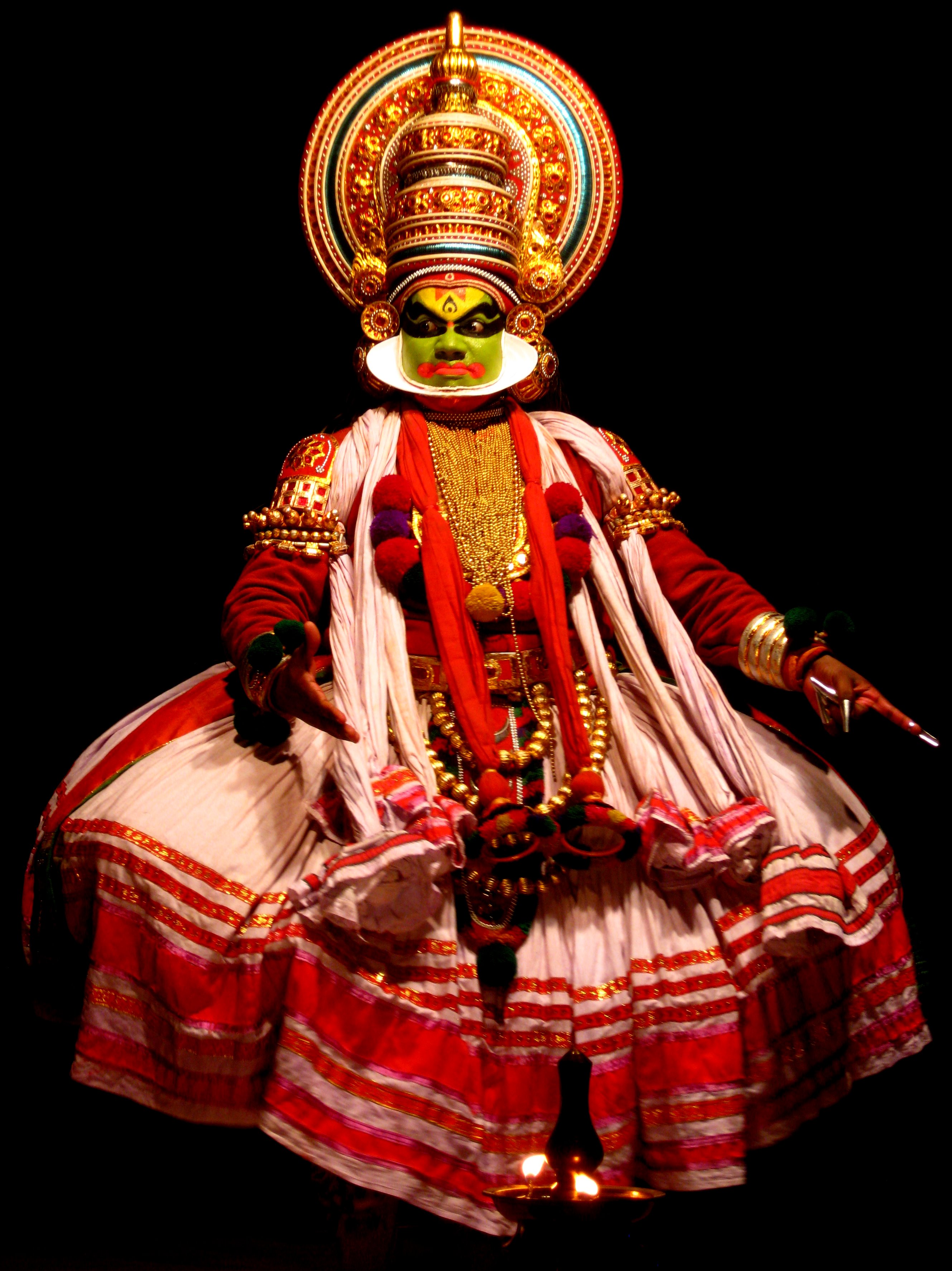 About Kathakali Dance Form From Kerala | Utsavpedia
