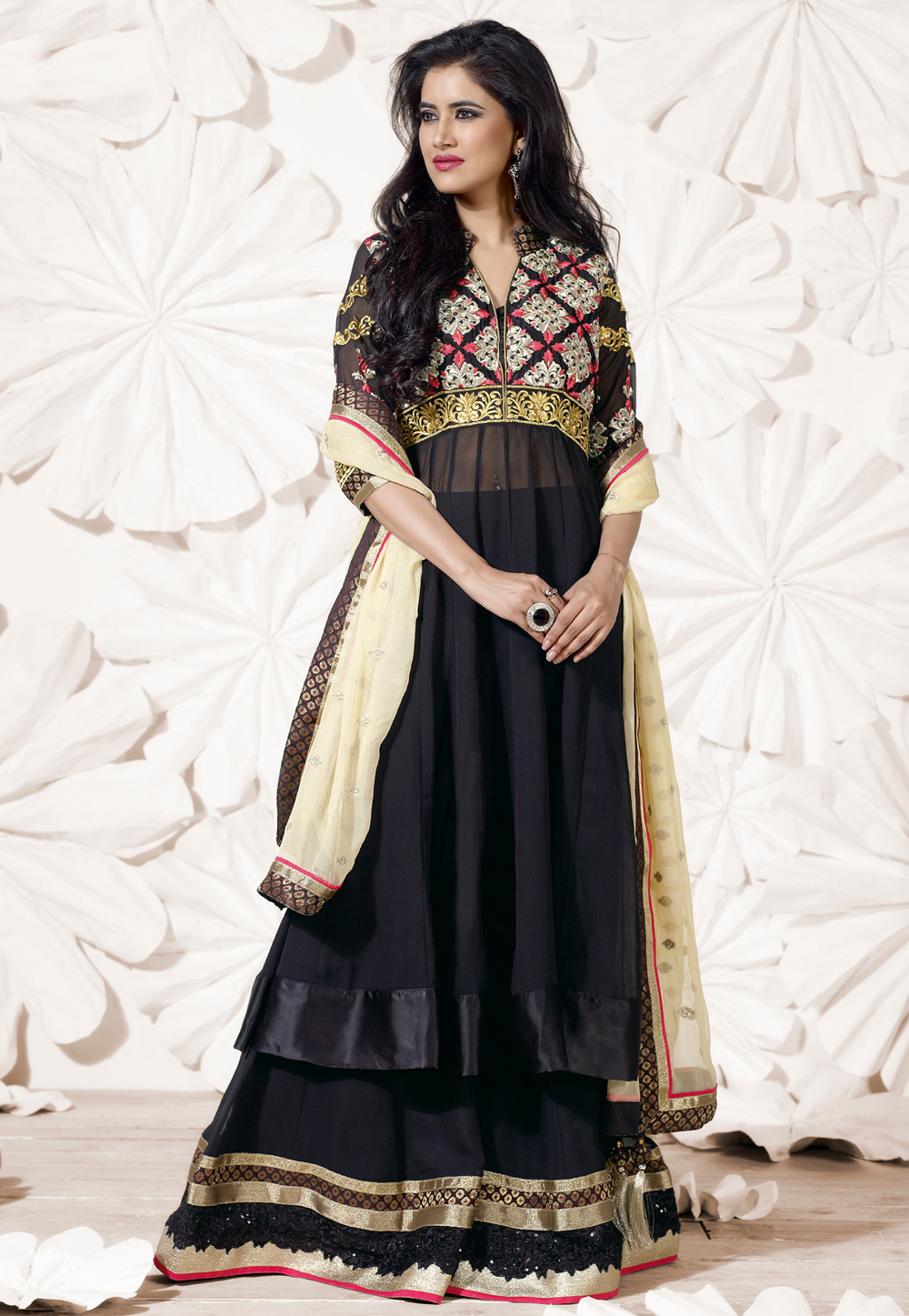 Sharara Abaya Style Kameez from Utsav Fashion - Utsavpedia
