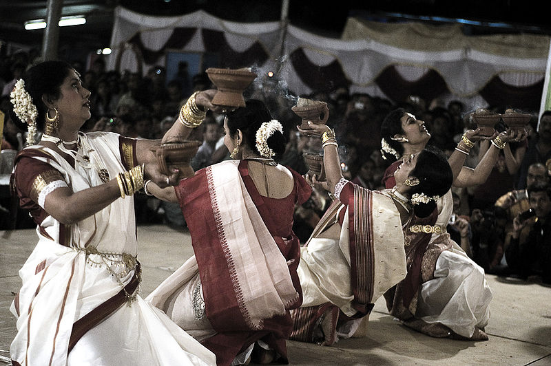 Aarti Dance in Traditional Bengali Attire