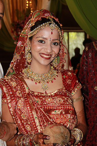 gujrati bridal dress