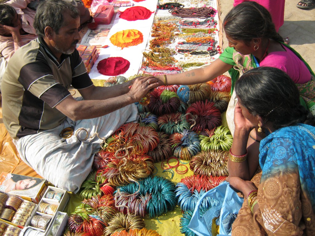 Bangle Seller (Image Courtesy Shutterstock) Utsavpedia