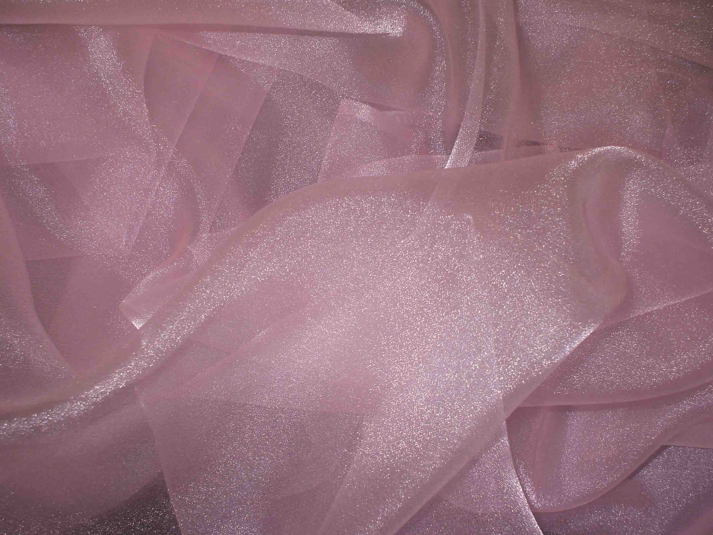 Types of Organza Fabric: From Silk to Synthetic Varieties